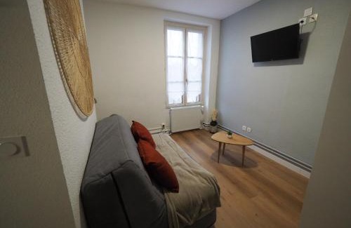 Gien Apartamento | Appartement meublé 8 - 15 min Dampierre - 25 min Belleville - WIFI