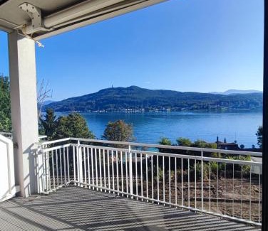 Techelsberg am Worther See Apartamento | Appartement mit Seeblick & Seezugang