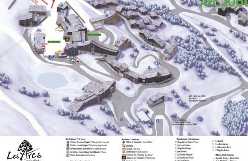 Arc-2000 Apartamento | Appartement montagnard spacieux avec balcon, proche pistes et commerces, accès piscine et sauna - FR-1-411-700