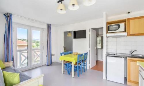 Carnoux-en-Provence Apartamento | Appartement moderne avec vue à Carnoux-en-Provence 26 m², piscine