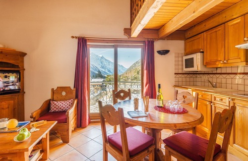 Argentiere Condominio | Appartement moderne pour 4 à 50m de la station!