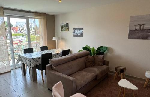 Cabourg Apartamento | Appartement Moderne près de la Plage et du Centre - 2 Chambres, Balcon, Parking, Animaux Acceptés - FR-1-487-363