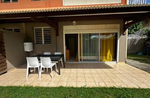 Cayenne Apartamento | Appartement Montabo Zen T2 - Jacuzzi - Jardin - Terasse - Wifi - Clim - Zac hibiscus
