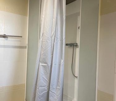 Les 3 Ponts Apartamento | Appartement Nîmes A