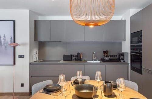 Le Planellet Apartamento | Appartement neuf avec terrasse, 2 chambres près des pistes, sauna, hammam, salle de sport, parking - FR-1-569-57