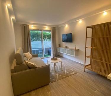 Pointe Croisette Apartamento | Appartement neuf Pointe Croisette, 50 m de la mer
