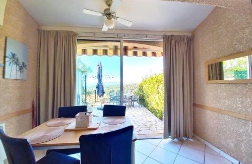 Le Dramont Apartamento | Appartement panorama Boulouris