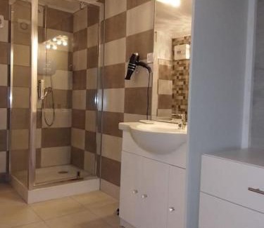 Pont-l'Abbe Apartamento | Appartement Pont l'Abbé Entre océan et campagne