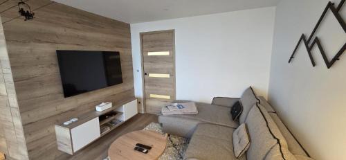 Huez-en-Oisans Apartamento | Appartement premium entièrement rénové - 100m Alpe express - Retour ski aux pieds