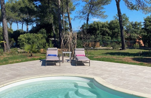 Les Arcs-sur-Argens Apartamento | Appartement Privé Dans Villa Terrain 4300 m2 Clos et Arboré au Calme Absolu