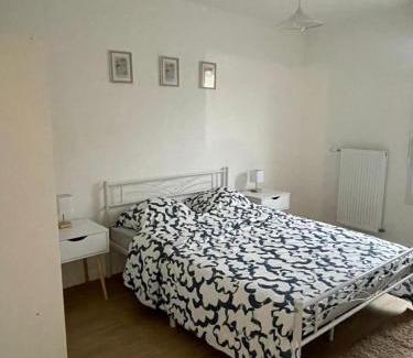 Le Blanc-Mesnil Apartamento | Appartement proche de Paris et sa périphérie CDG JO2024 Disneyland