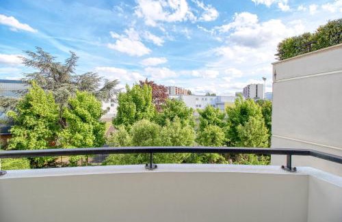 Petit Nanterre Apartamento | Appartement Proche U Arena et La Défense