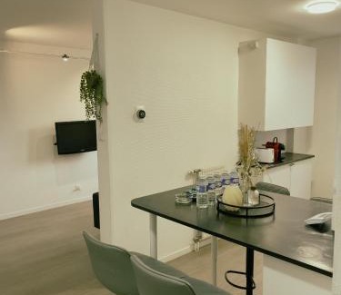 Petit Nanterre Apartamento | Appartement Proche U Arena et La Défense