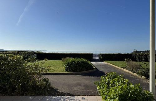 La Foret-Fouesnant Apartamento | Appartement rénové en bord de mer avec terrasse - 4 pers, proche plage et port - FR-1-481-162