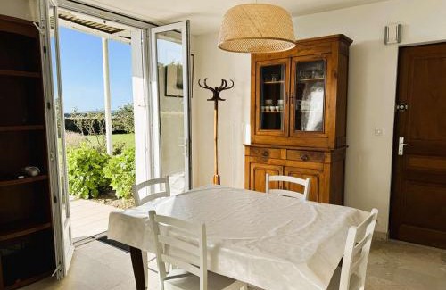 La Foret-Fouesnant Apartamento | Appartement rénové en bord de mer avec terrasse - 4 pers, proche plage et port - FR-1-481-162