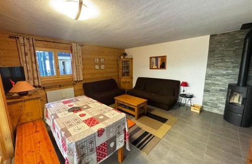 Les Carroz-d'Araches Apartamento | Appartement rénové 2 pièces, 6 pers, pieds des pistes, balcon est, proche commerces - FR-1-572-9