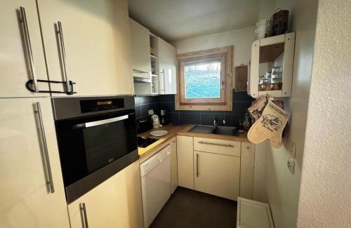 Les Carroz-d'Araches Apartamento | Appartement rénové 2 pièces, 6 pers, pieds des pistes, balcon est, proche commerces - FR-1-572-9