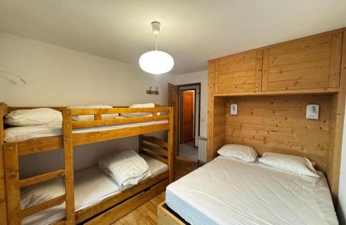 Les Carroz-d'Araches Apartamento | Appartement rénové 2 pièces, 6 pers, pieds des pistes, balcon est, proche commerces - FR-1-572-9
