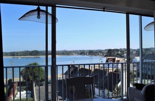 Tregastel Apartamento | Appartement rénové à Trégastel avec vue sur mer et parking - FR-1-368-117