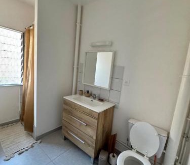 Kourou Apartamento | Appartement rénové équipé à 200m de la plage
