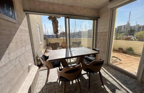 Leucate Apartamento | Appartement rénové 1 chambre + cabine, parking privé, à 400m de la plage - FR-1-81-601