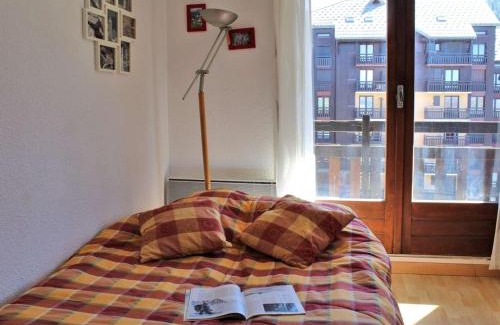 Risoul Apartamento | Appartement rénové 2 étoiles, pied de pistes, balcon sud, casier à ski - FR-1-330-218