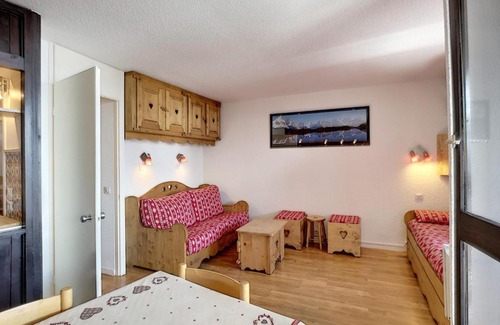 Reberty Apartamento | Appartement rénové 2 pièces, 6 pers, balcon sud, ski aux pieds - Les Menuires - FR-1-178-59