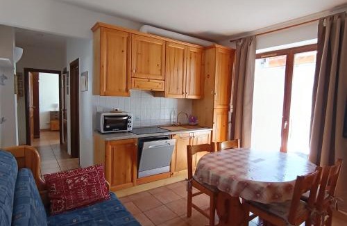 Montgenevre Apartamento | Appartement rénové 2 pièces + coin montagne - 6 pers - Centre village près des pistes - 2* - FR-1-445-119