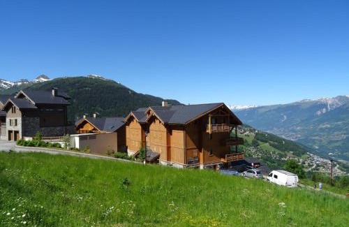 Vallandry Apartamento | Appartement rénové 4 pièces, 8 pers, près des pistes, Vallandry, parking, balcon sud - FR-1-411-154