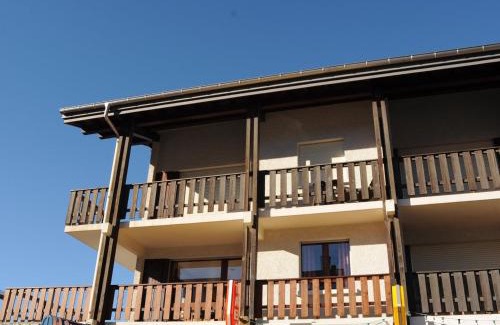 Samoens Apartamento | Appartement rénové au centre du village avec balcon et accès skibus - FR-1-624-145