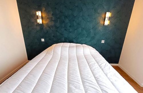 Trebeurden Apartamento | Appartement rénové au centre de Trébeurden, 400m de la plage, proche commerces - FR-1-368-407