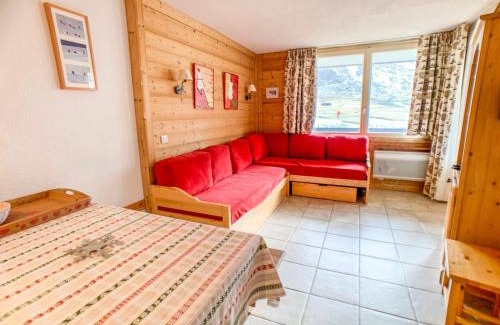Val Claret Apartamento | Appartement Rénové, Confortable, Pieds des Pistes avec Balcon au Val Claret, Tignes - FR-1-502-269