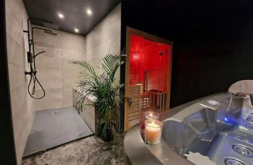 Camblain-Chatelain Apartamento | Appartement, sauna et jacuzzi ! Le Salento Spa