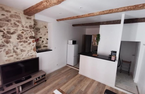 Nans-les-Pins Apartamento | Appartement situé sur le Chemin des ROYS