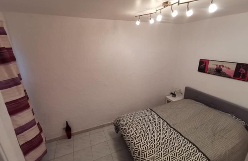 Nans-les-Pins Apartamento | Appartement situé sur le Chemin des ROYS