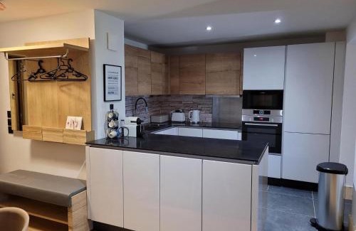 La Rosiere Apartamento | Appartement Spa Avec Terrasse, Billard, Babyfoot et Sauna à 500m des Pistes, Parking Inclus - FR-1-275-184