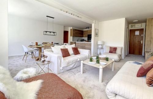 Meribel-Mottaret Apartamento | Appartement spacieux rénové ski aux pieds, balcon, parking, Wi-Fi - FR-1-688-50