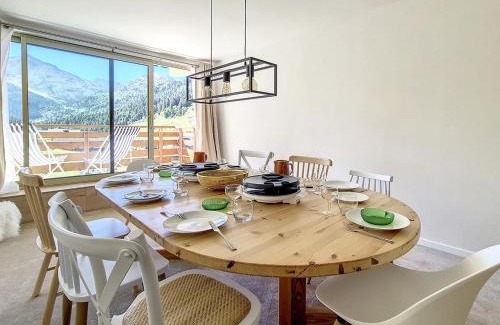 Meribel-Mottaret Apartamento | Appartement spacieux rénové ski aux pieds, balcon, parking, Wi-Fi - FR-1-688-50