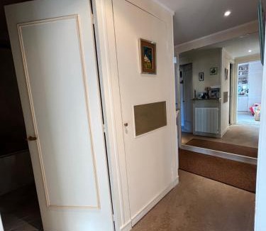 Suresnes Apartamento | Appartement Suresnes vue sur la tour Eiffel