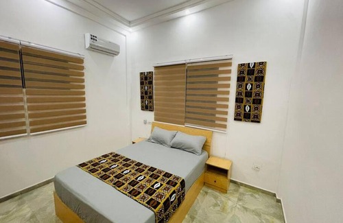 Lome Apartamento | Appartement T 2 : Résidence LES 11 PLURIELLES