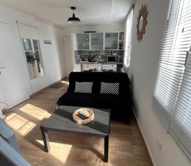 La Riche Apartamento | Appartement T1B place saint Anne