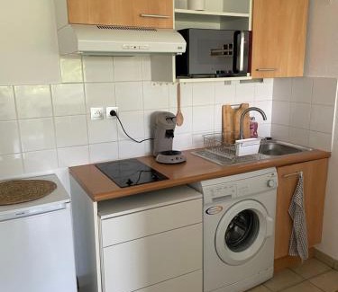 Blaye Apartamento | Appartement T2 avec balcon, lumineux, au calme.