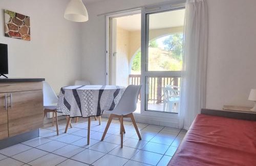 Cerbere Apartamento | Appartement T2 avec Jardin à Cerbère - Calme et Proche Activités - FR-1-309-405