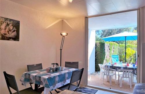 Cavaliere Apartamento | Appartement T2 Cabine avec Terrasse et Parking - 6 Couchages, Proche Plage, Calme et Arboré - FR-1-251-544