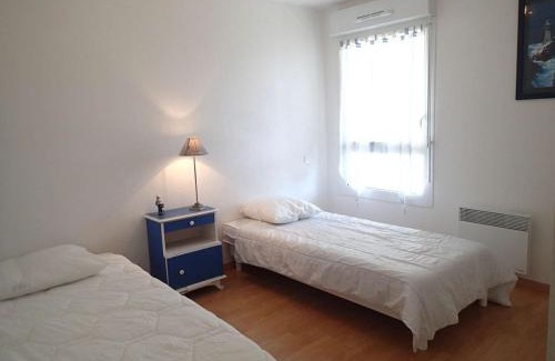 Etel Apartamento | Appartement T2 moderne avec balcon, proche plage et port à Étel - FR-1-479-54