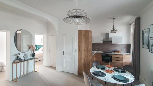 Quartier de France Apartamento | Appartement T3 à deux pas du centre-ville