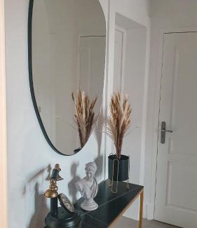 Quartier de France Apartamento | Appartement T3 à deux pas du centre-ville