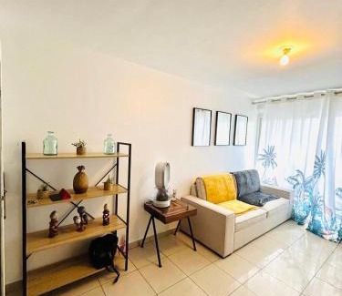 Sainte-Clotilde Apartamento | Appartement T3 au Moufia, Saint-Denis