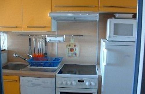 Argeles Plage Apartamento | Appartement T3 Mezzanine - 6 Couchages - Piscine - Parking Privé - Proche Plage - FR-1-388-68