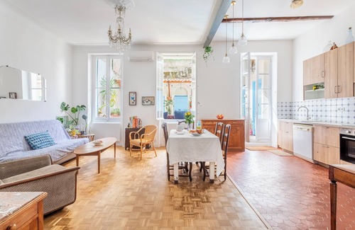 Les Cinq Avenues Apartamento | Appartement Tomette - Welkeys